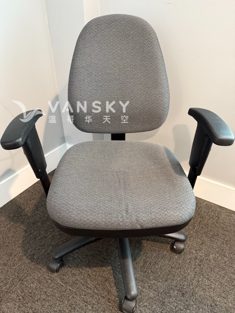 250625121122_Chair 7.jpg